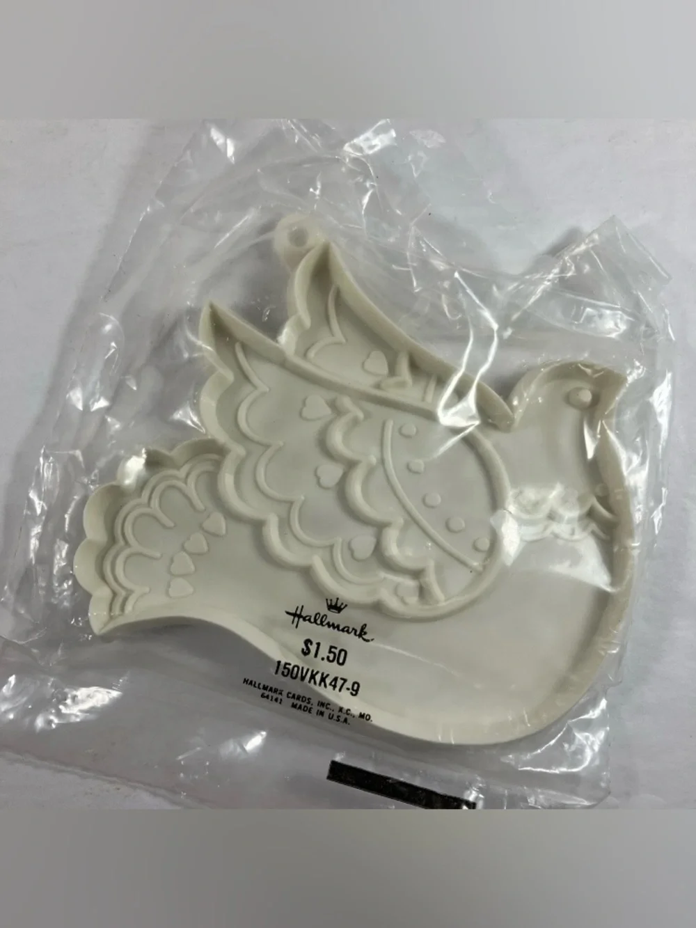 Vintage Hallmark Holiday Cookie Cutters Set Leprechaun Cupid Dracula Dove New